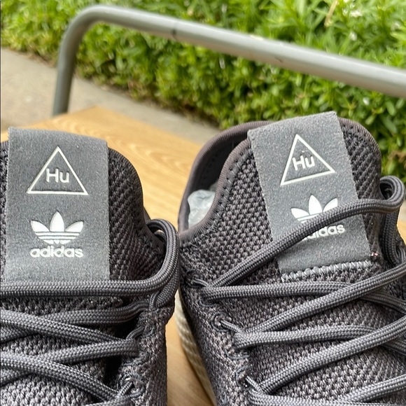 Pharell Williams x Adidas Gray Grey Sneakers Tennis Shoes CQ2162 Men' Size 7 - Picture 6 of 11